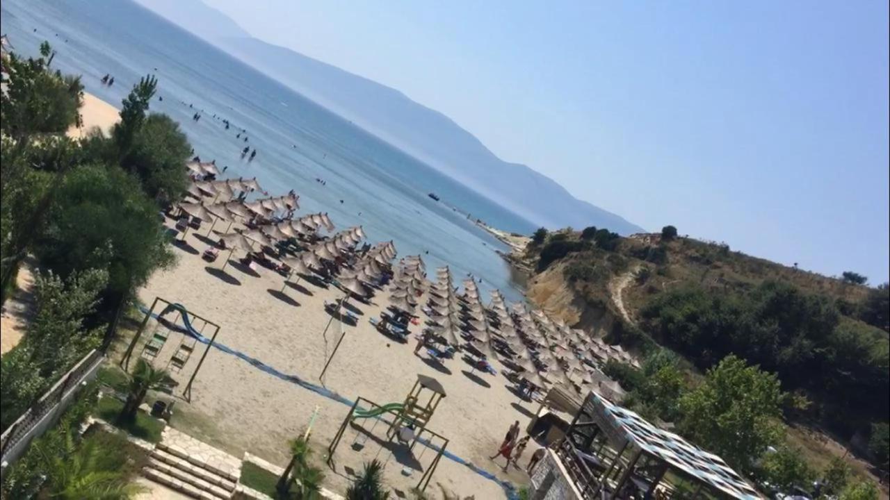 Hotel Zverneci Экстерьер фото